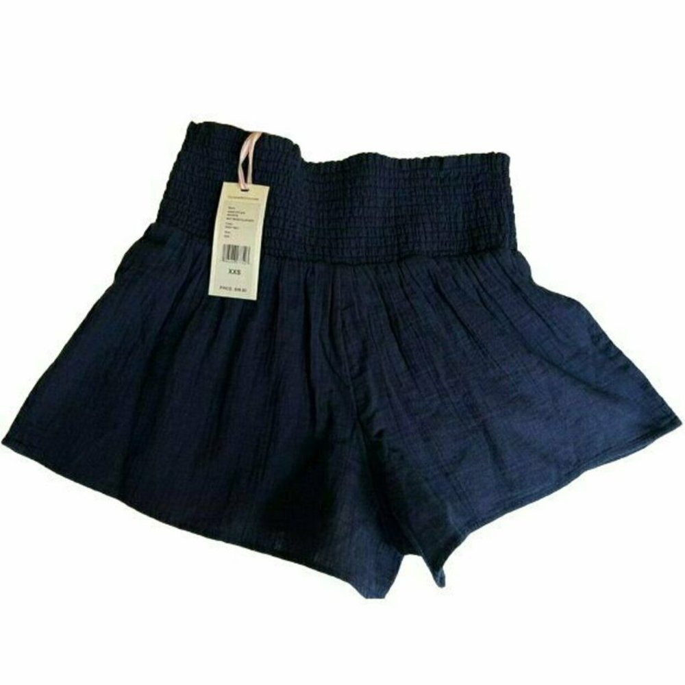 Girls Vineyard Vines Shorts Navy Blue  Gauzy Smocked Pull on Shorts- size XXS-
